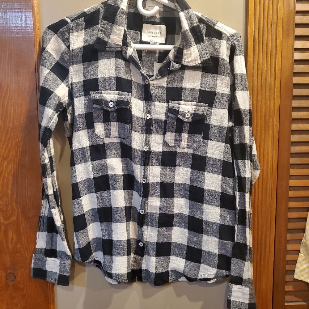 Forever 21 plaid blouse EUC